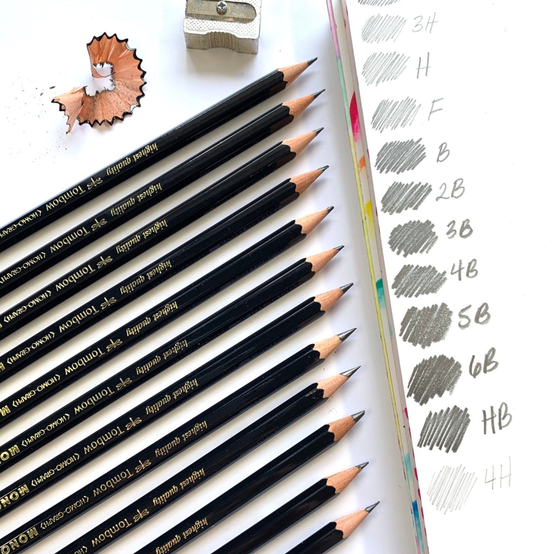MONO Drawing Pencil Set