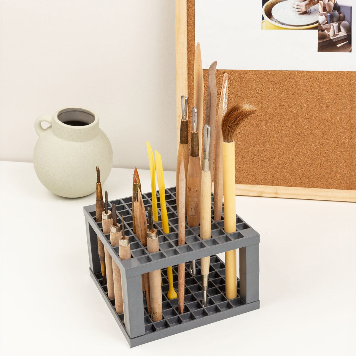Dual Brush Pen Desk Stand