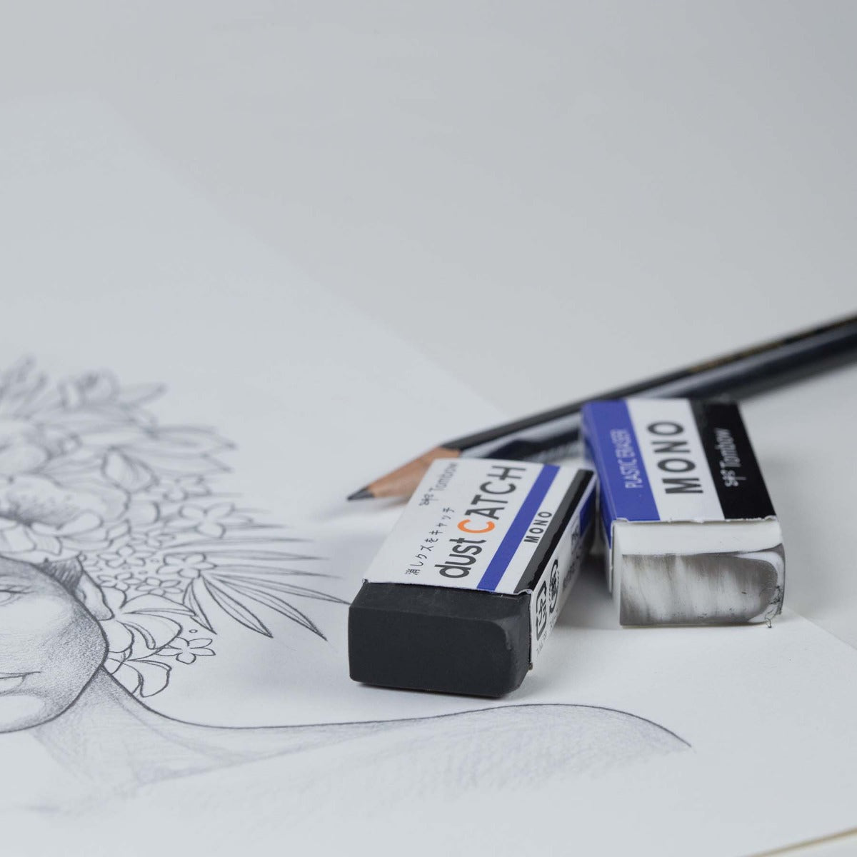 MONO Dust Catch Eraser