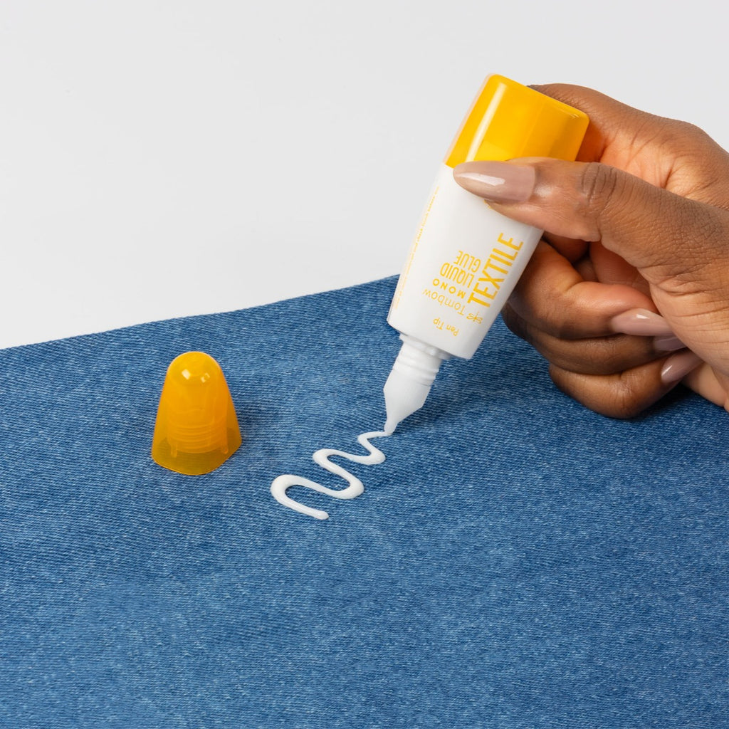 MONO Textile Liquid Glue, Carded