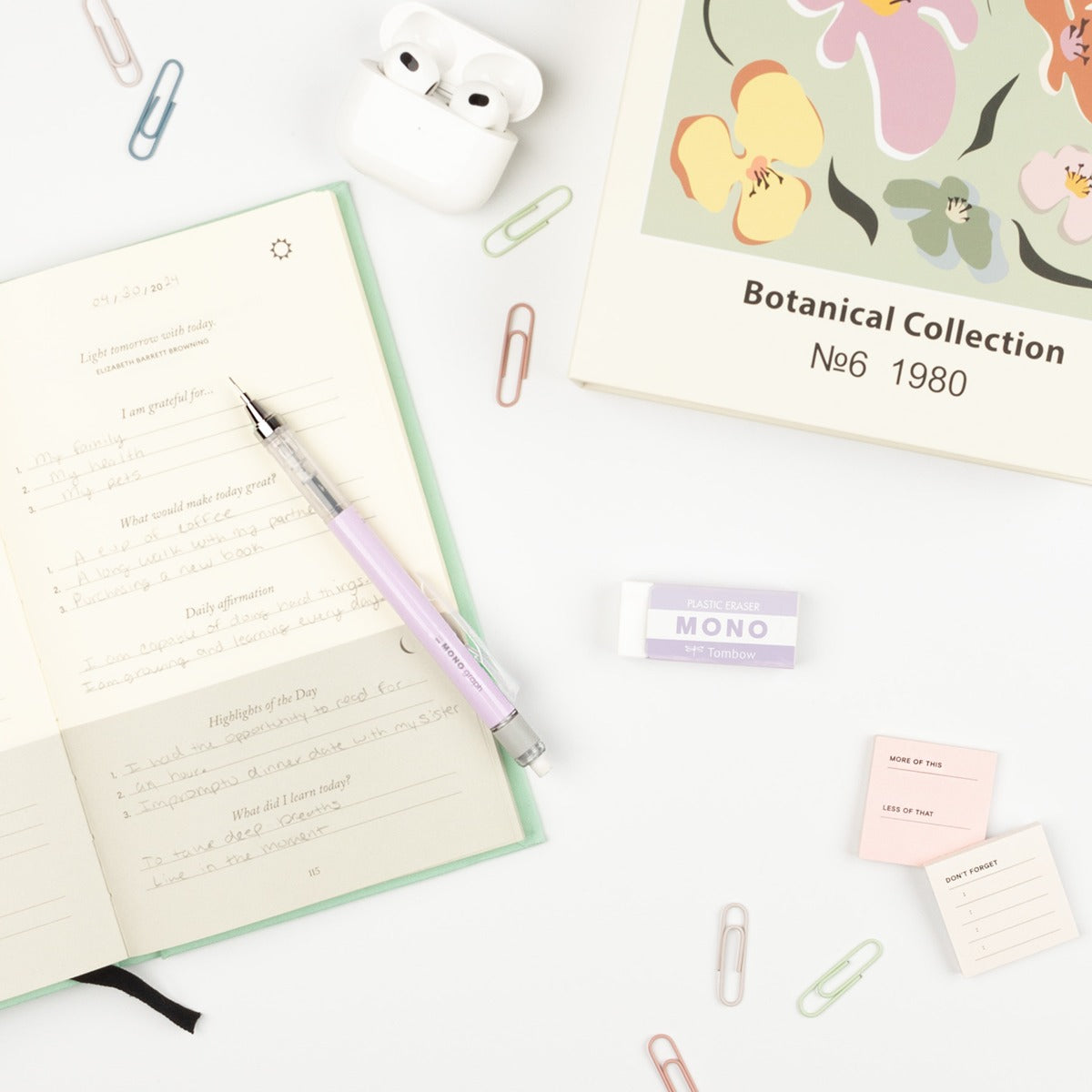 MONO Graph Mechanical Pencil + Eraser Set, Lavender